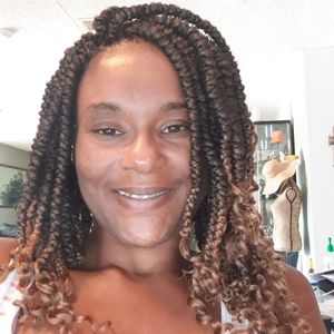 Meet your Posher, Toni